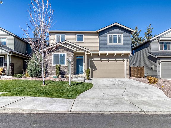 2nd image of 61593 SE Lorenzo Dr
