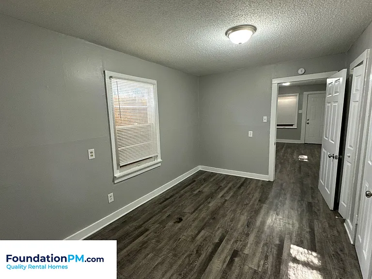 444 Glankler St — Photo 9