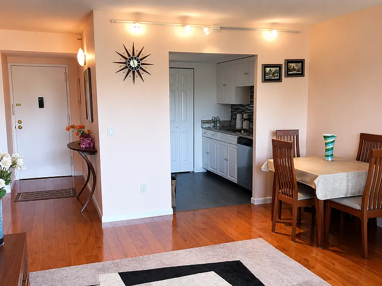1731 Beacon St #U316 — Photo 7