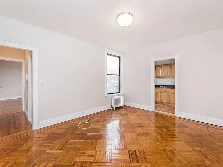 144-25 33rd Ave #3E — Photo 3