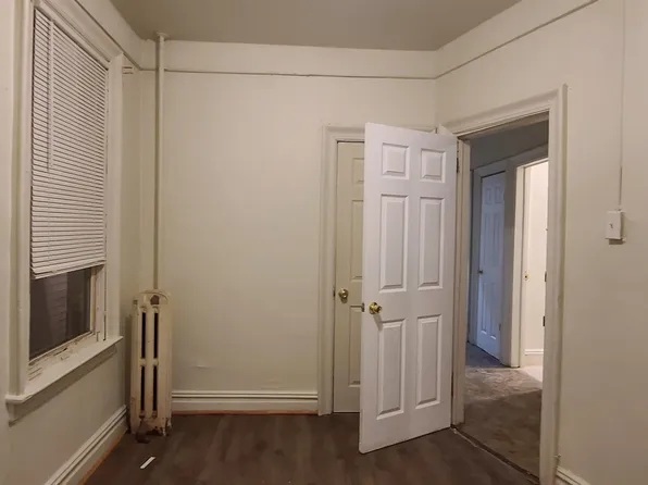 29 Roosevelt Avenue image 15 of 19