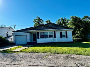 901 Dunklin St, Potosi, MO 63664