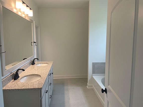 5th image of 101 Rue Jeanette