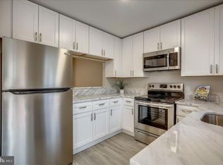 10831 Littleford Ln, Kensington, MD 20895