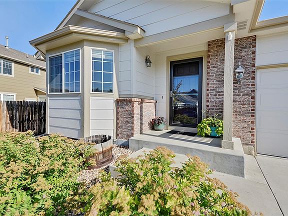 4th image of 21413 E Nassau Pl