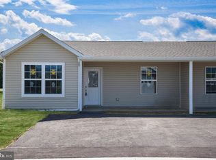 12 Pacific Ave, Milroy, PA 17063