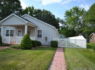 407 South St, Collinsville, IL 62234