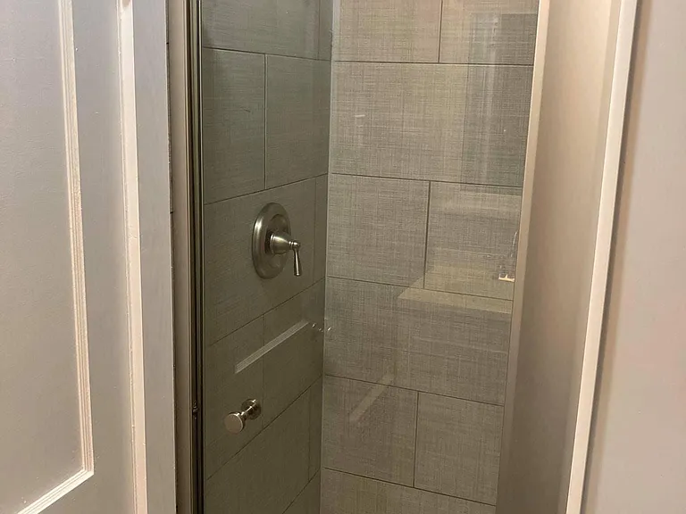 27 Glenwood St #3 — Photo 20