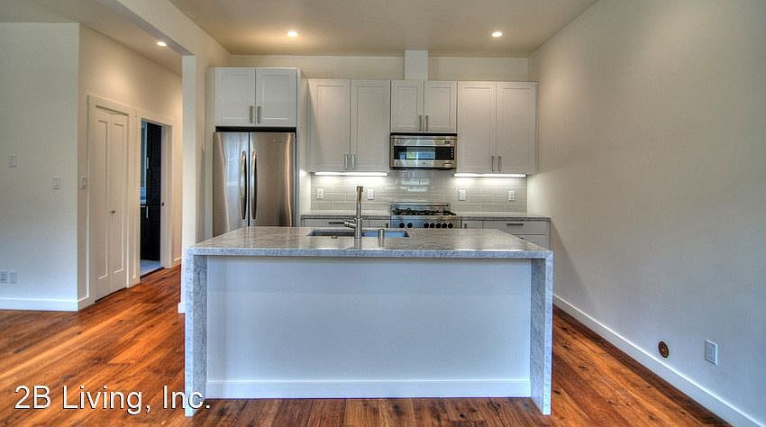 1st image of 3219 Mission St APT 3