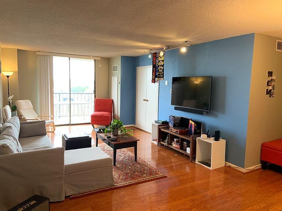 1st image of 7420 Westlake Ter APT 1402