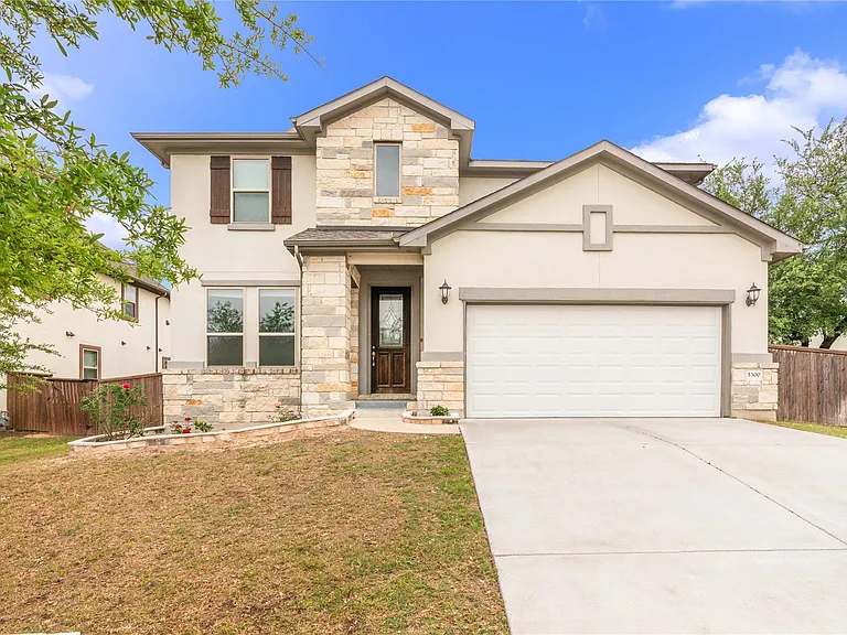 5300 Cipriano Dr — Photo 3