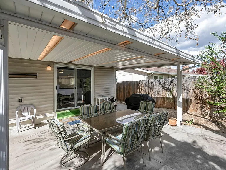 1490 Foster Dr — Photo 42