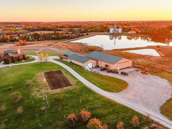 516 NE 115th St, Spickard, MO 64679