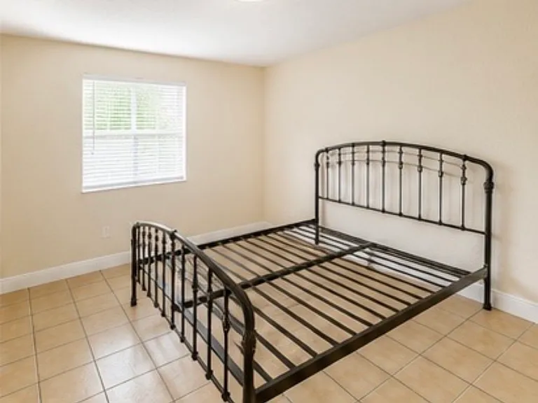 17255 SW 95th Ave #356 — Photo 4