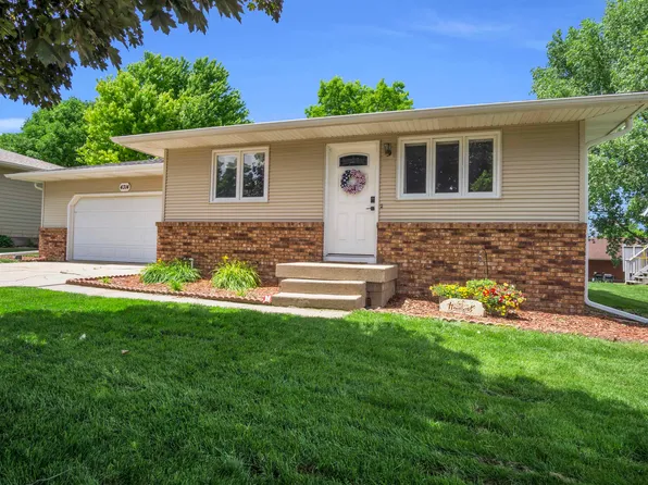 4314 Glenwood Rd, Kearney, NE 68845