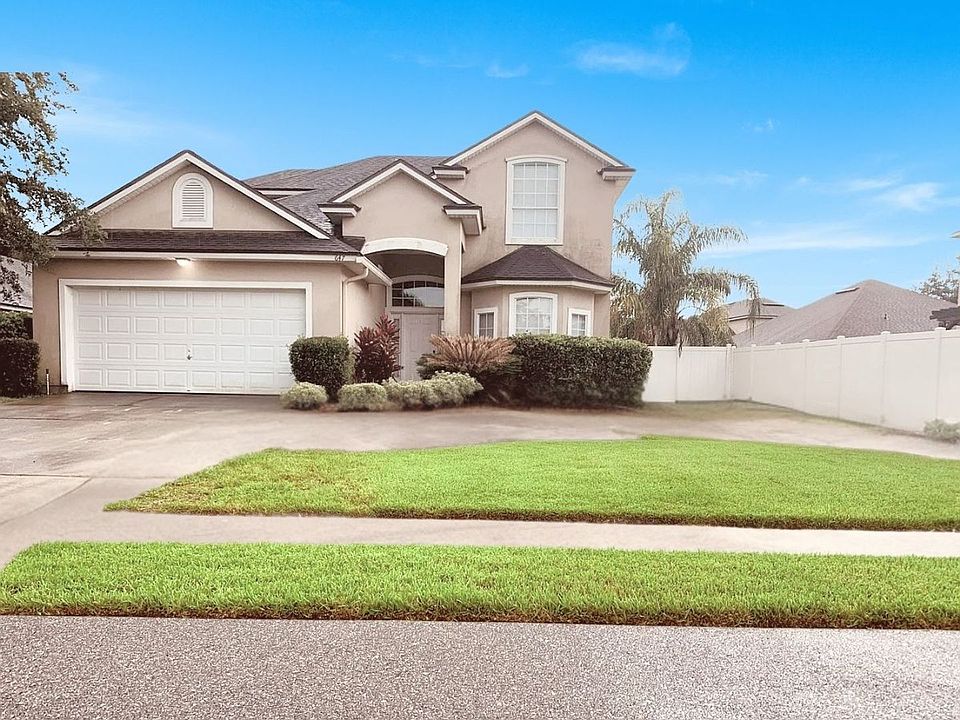 1st image of 647 Acorn Chase Dr