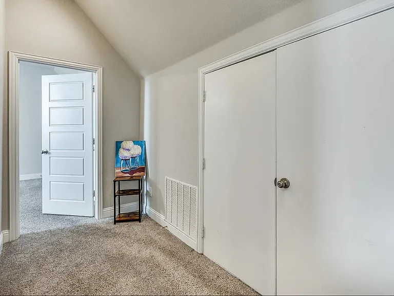 1912 Bel Air Dr — Photo 11