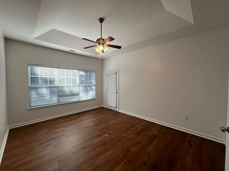 130 Pin Oak Ct — Photo 9