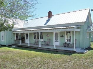 776 Remmers Rd, Nordheim, TX 78141