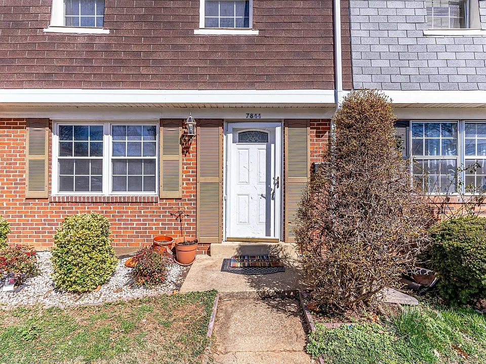 7844 Snead Ln