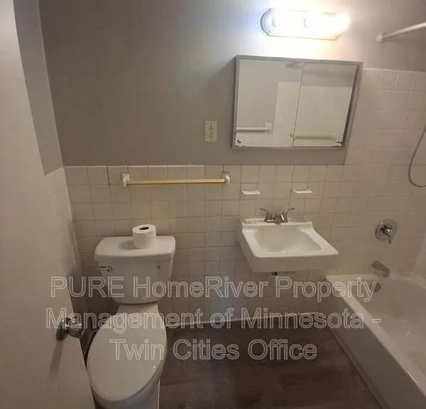 5848 2nd St NE #5 — Photo 13