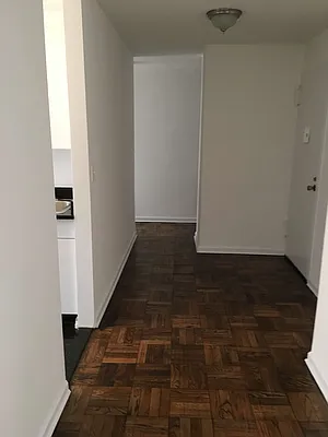 Rented by Solil Management | media 5