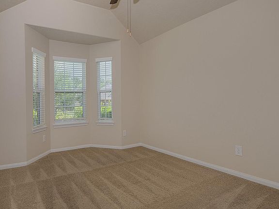 5th image of 21434 Hunter Hart Dr