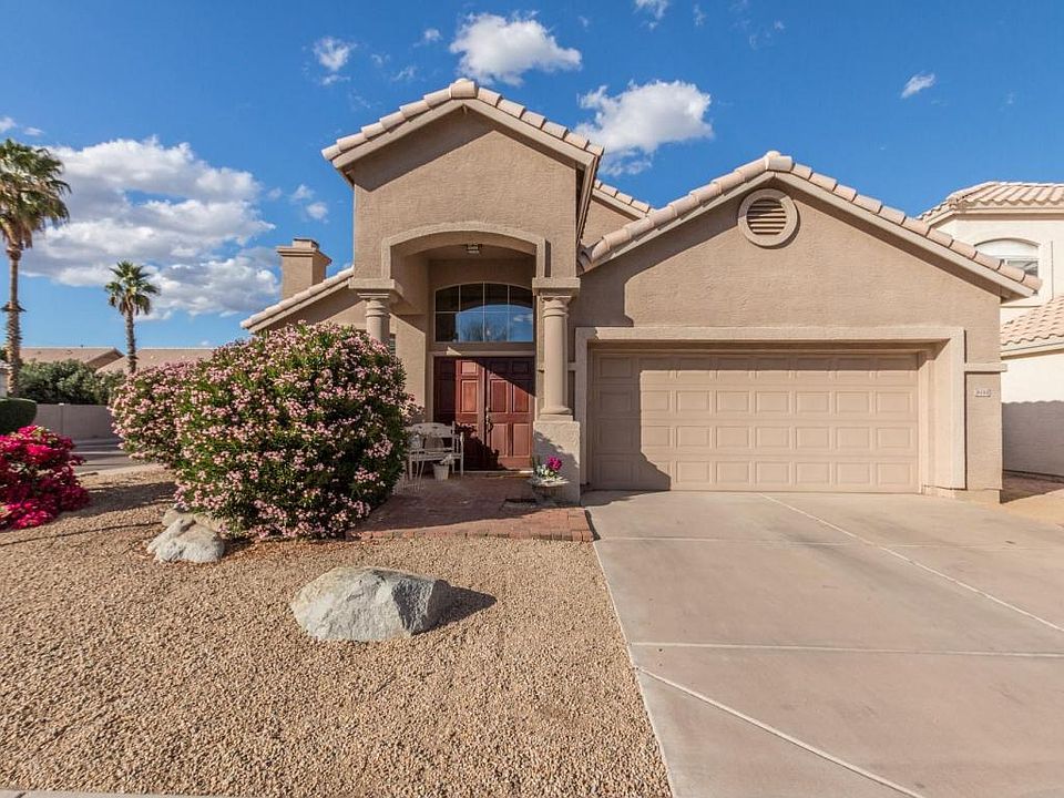 1st image of 212 W Los Arboles Dr