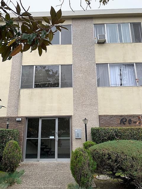 1st image of 1266 Hopkins Ave #11