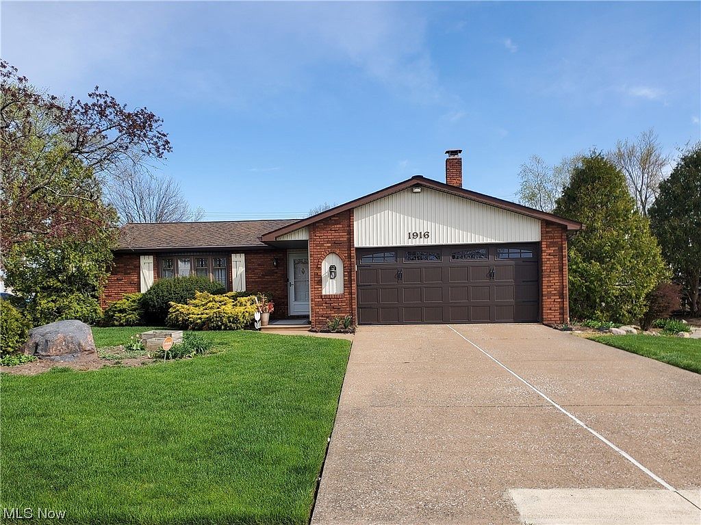 1916 W 41st St, Lorain, OH 44053 Zillow