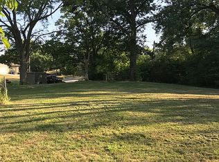 195 N Lake Shore Dr, Decatur, IL 62521