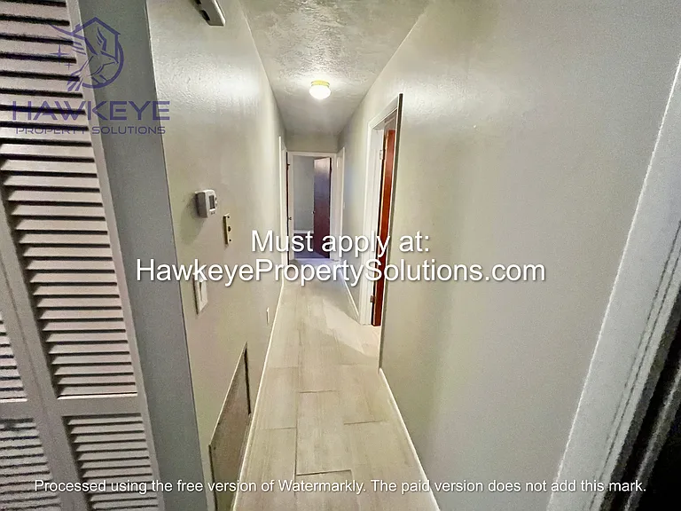 3205 Carleton Cir W — Photo 5