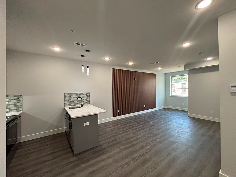1108 W Dauphin St #5B — Photo 2