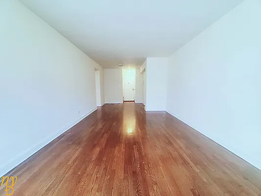 Rented by New York Dwellings LLC | media 11