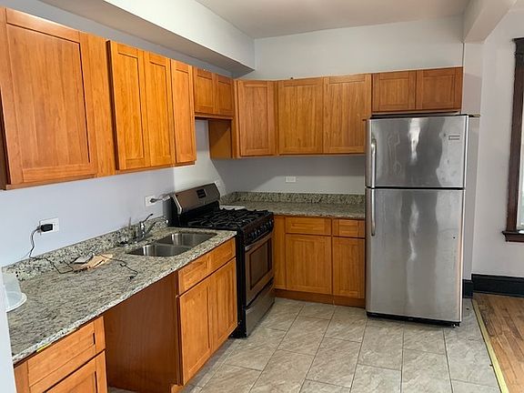 4th image of 6528 S Greenwood Ave #2N