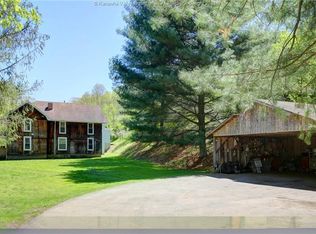 1126 Thorofare Rd, Clendenin, WV 25045