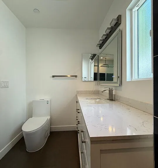 6403 Gentry Ave — Photo 18