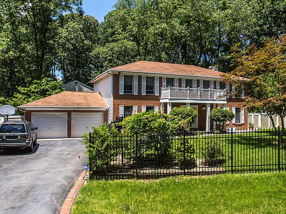 4th image of 14000 Colesville Manor Pl