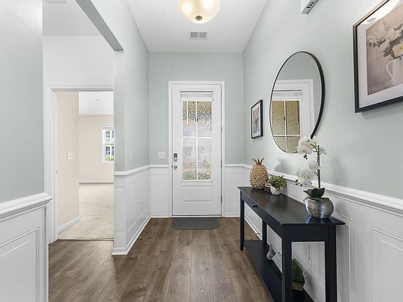 3rd image of 2511 Hummingbird Ln