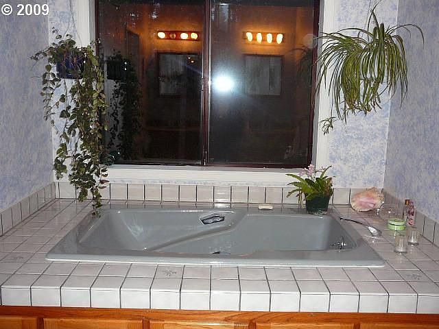 Soaktub in Master bath