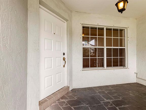 3rd image of 5309 Pine Circle