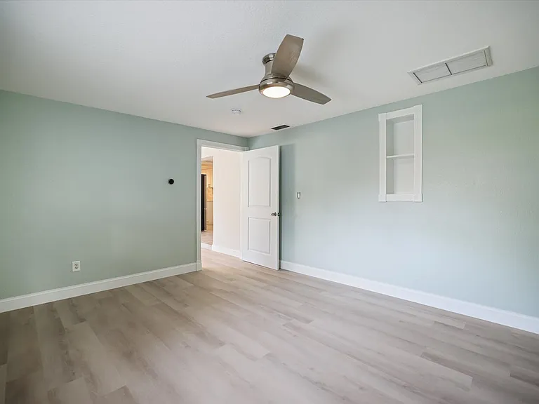 545 Bluebell Rd — Photo 25