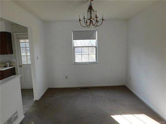 5th image of 1984 Mylinda Ln