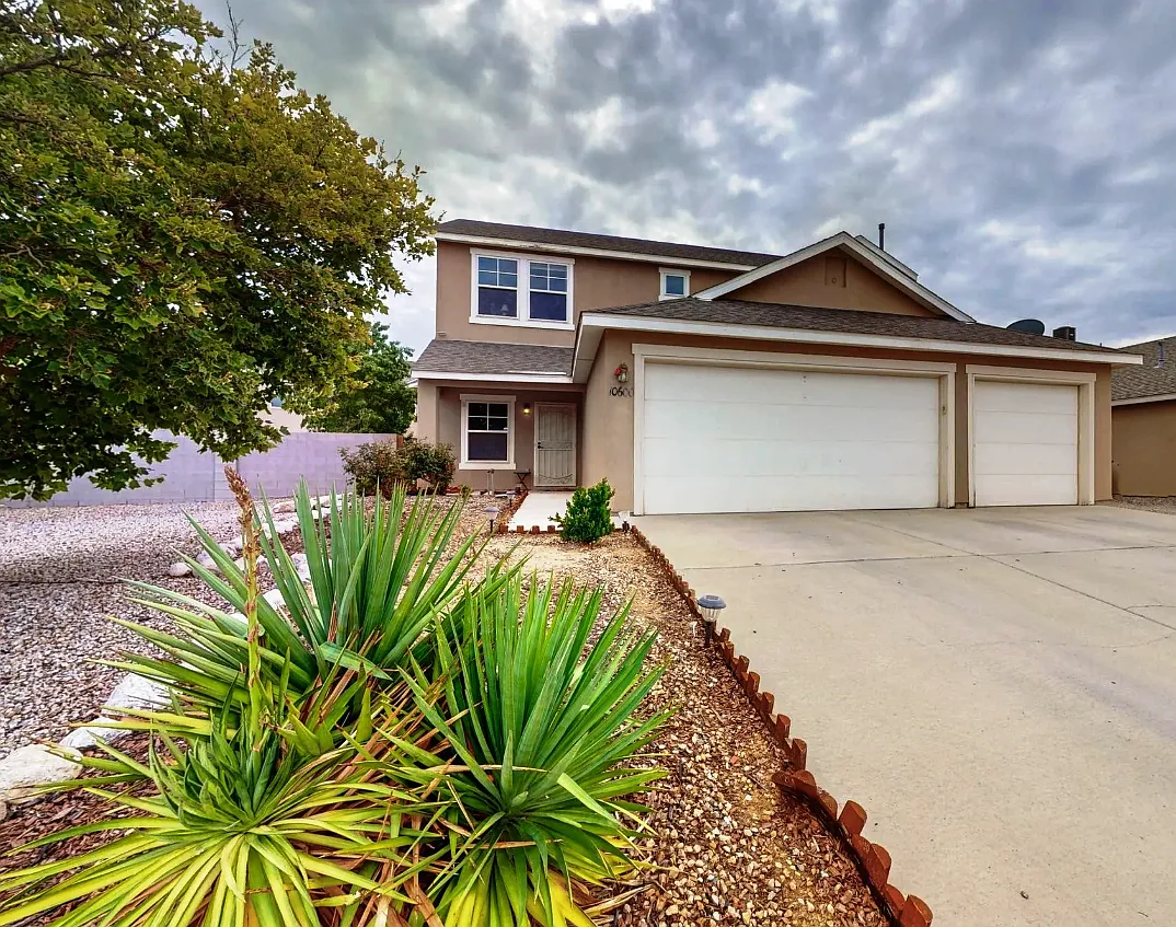 10600 Calle Gandia NW — Photo 1
