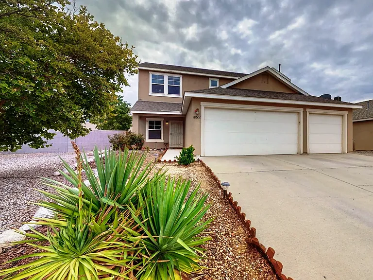10600 Calle Gandia NW — Photo 1