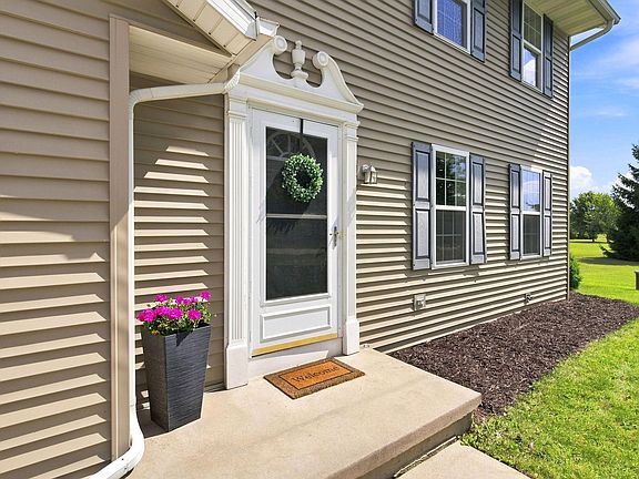 5th image of 542 Highland Meadow Trl
