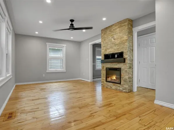 1143 Wascana STREET, Regina, SK S4T 4H9