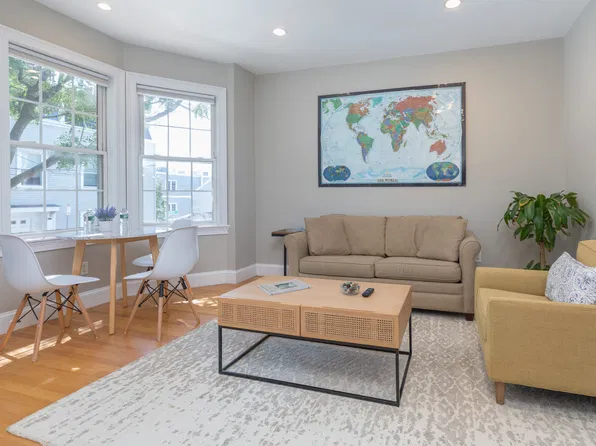 48 Telegraph St #1, South Boston, MA 02127