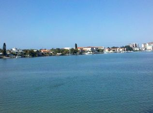 7922 Sailboat Key Blvd S APT 102, South Pasadena, FL 33707