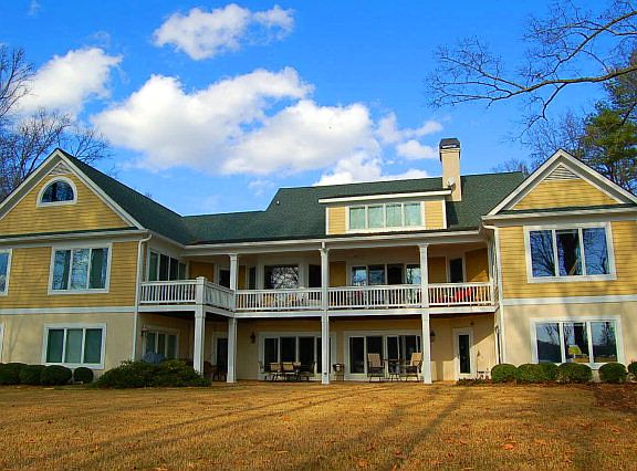 3rd image of 139 Farriers Ln
